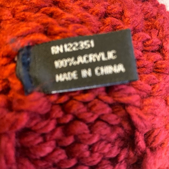 Chunky Knit Pom Pom Beanie with Visor Brim - Rust Red One Size - Picture 4 of 4